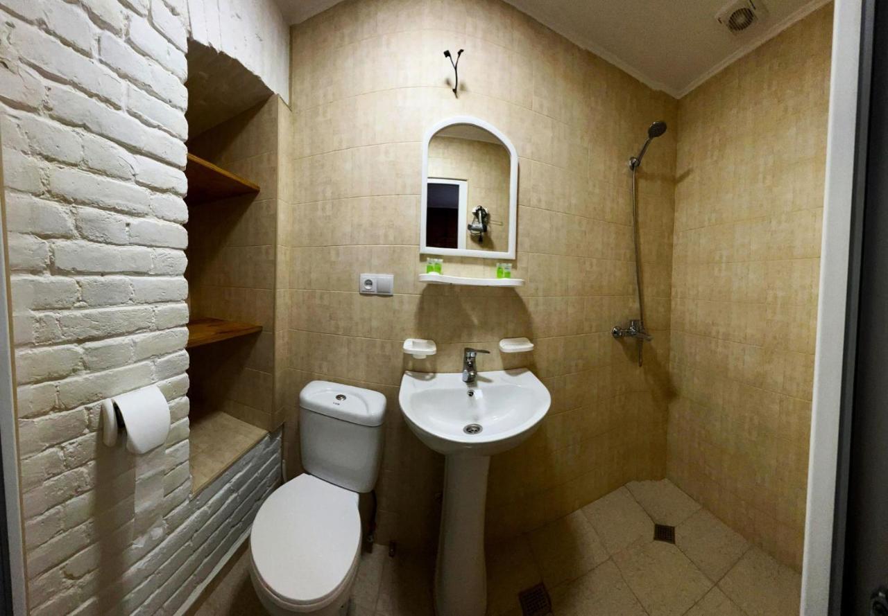 Hostel Pirosmani Tiflis Dış mekan fotoğraf