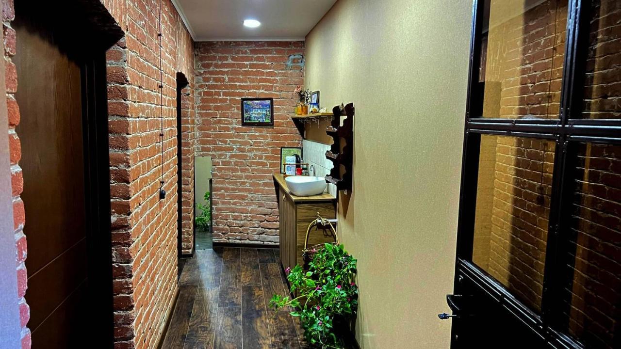 Hostel Pirosmani Tiflis Dış mekan fotoğraf