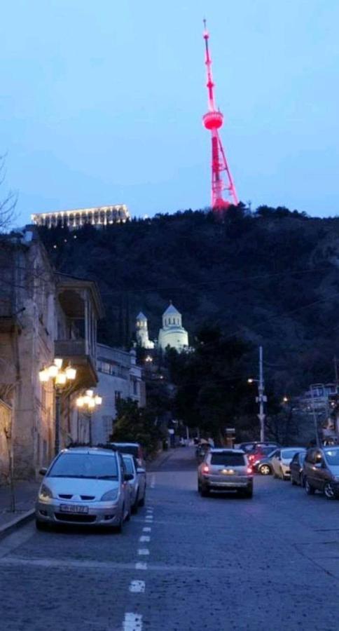 Hostel Pirosmani Tiflis Dış mekan fotoğraf