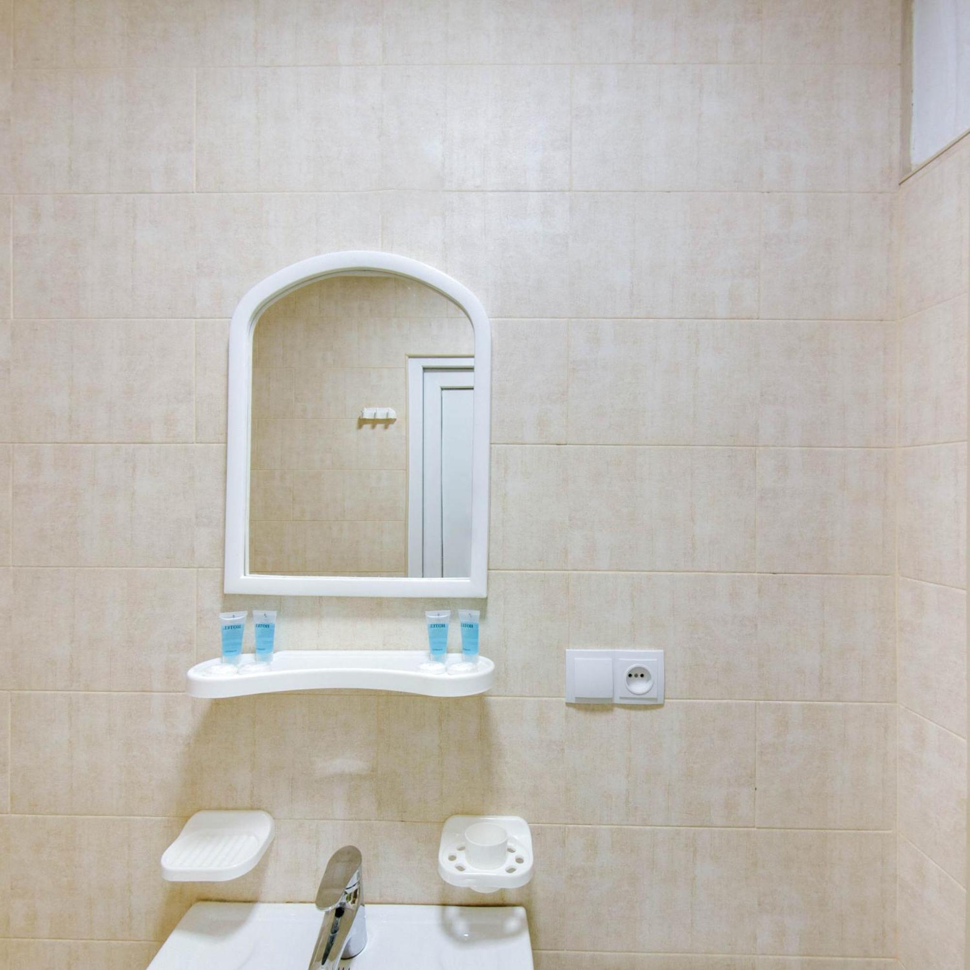 Hostel Pirosmani Tiflis Dış mekan fotoğraf